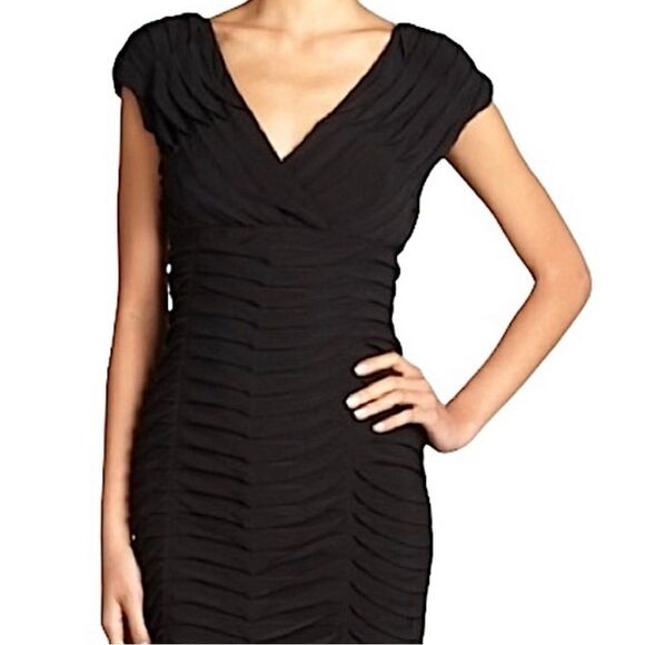 Adrianna Papell Stitched Up & Down Tuck Pleat Black Cocktail Shift Dress Size 12 - Picture 5 of 12